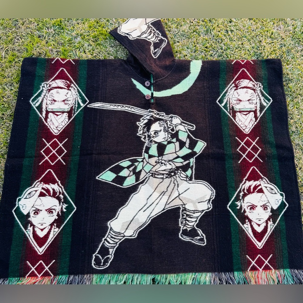 Demon slayer alpaca poncho, unisex, one size, made in Ecuador. Adult size